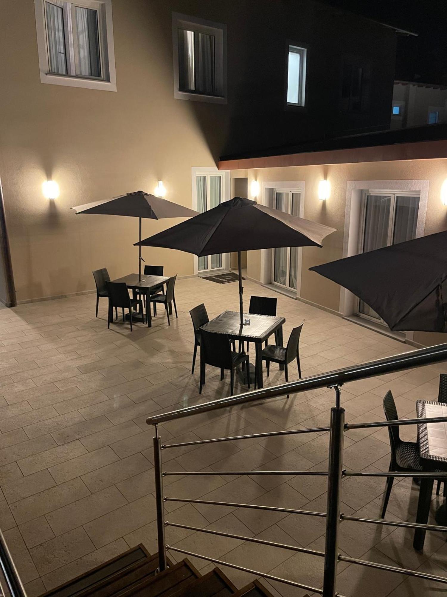 Petit Hotel 프라토 외부 사진